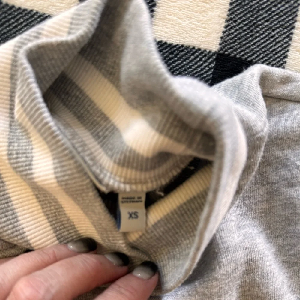 Vineyard Vines Gray and White Striped Turtleneck Dress - Picture 4 of 7